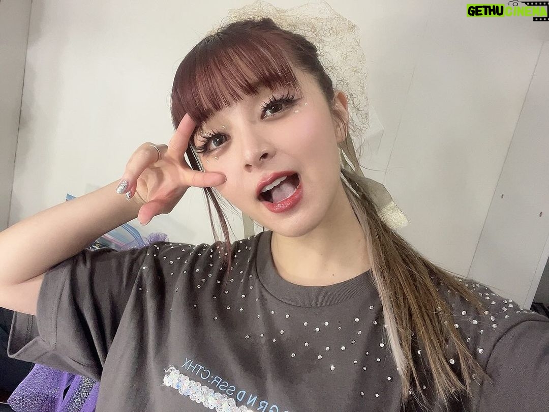 MARiA Instagram - 私たちを愛してくれてありがとう。 そんな気持ちをたっぷり込めたライブです。 今日のみんなと今日のライブを作れてよかった。 来てくれて本当に本当にありがとう! 23日は東京でみんなと感謝祭だー! セトリ喜んでもらえてうれしいなぁぁぁ♡むふふ。 東京のみんなもお楽しみにねっ! またこの幸せ感じられちゃうのやばいね🥺🫶🏻 ちなみに東京まだチケットあります。今からでも間に合う! ぜひに会いに来てほしい✨ ↓ eplus.jp/garnidelia23/ #GARNiDELiA #MARiA #ガルニデ #美依礼芽 #小美