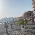 Mónica Gonzaga Instagram – Salerno: sol, playa,música. Qué más!
