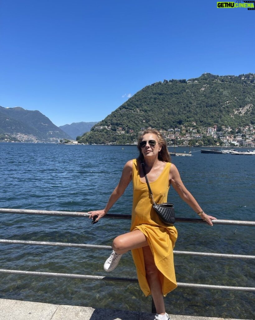 Mónica Gonzaga Instagram - Lago Di Como, Italia.