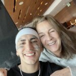 Mónica Gonzaga Instagram - Rodando con Neo, lo amo!