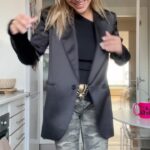 Mónica Hoyos Instagram - Si bailas en tu cocina sin necesidad de alcohol ni drogas… Es que entendiste todo 😜😂💋