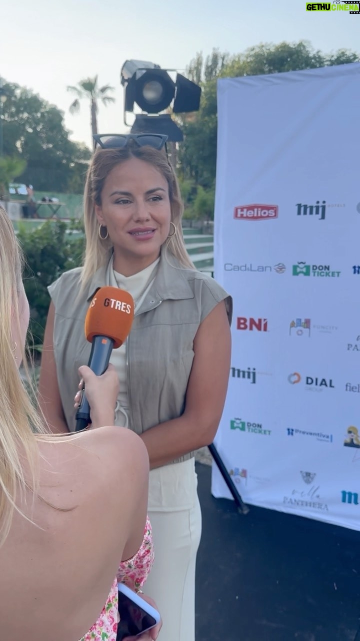 Mónica Hoyos Instagram - Ayer con grandes profesionales apoyando a la @fundacionbertinosborne La colaboración siempre es bonita y necesaria para mejorar 😉