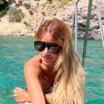 Mónica Hoyos Instagram - Mil formas, mil maneras, mil vivencias… Las cosas bonitas que nos vienen… lo mereces! Vamosssss sueña bonito 😍