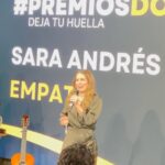 Mónica Hoyos Instagram – Salí de estos premios,
siendo mejor persona o por lo menos intentándolo,que no es poco… si todos lo hiciéramos, seríamos sin duda una sociedad mucho mejor… de la mano de @fabiolamartinezb_ ayer en la sede principal de @caixabank #madrid , se celebró la primera edición de los premios Dona2 de la @fundacionbertinosborne.
Aquí os dejo un poquito de esta noche,
donde sólo os digo: que la felicidad hay que tomársela en serio!! 😘