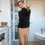 Mónica Hoyos Instagram - 🤣🤣 la versión descartada del reel pero la vuelvo a subir me encanta 🤍