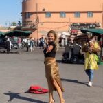Mónica Hoyos Instagram - Cansado de no estar feliz….Prueba esto ya 💃