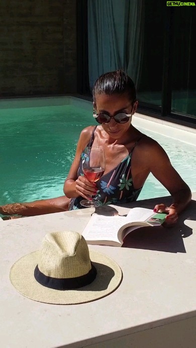 Mónica Jardim - 4.6K Likes - Dias de outono com sabor a verão no esplendor do Alentejo, numa herdade onde somos beijados pelo sol e pela natureza. A @malhadinhanova já tem o meu ❤️
#herdadedamalhadinhanova #alentejo