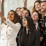 Mónica Jardim Instagram - Última chamada para todos aqueles que querem garantir um lugar no ensino superior! O @isla.santarem tem uma vasta oferta formativa composta por 6 Licenciaturas, 3 Mestrados, 26 Pós-graduações/MBA e 15 TeSP (Cursos Técnicos Superiores Profissionais). Há também Bolsas de Estudo, por isso, espreitem as redes sociais e o site do @isla.santarem e façam a vossa candidatura seja online ou de forma presencial.... e atenção que já existem poucas vagas! Bom ano lectivo e que o vosso futuro seja brilhante! 💙 #islasantarem #islacampus #ensinosuperiordeexcelência