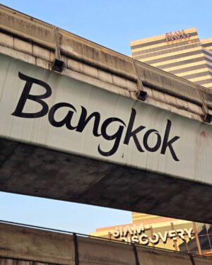 Mónica Jardim Instagram - Bangkok, uma cidade de contrastes 📍
#bangkok #thailand🇹🇭 #GalaxyS24