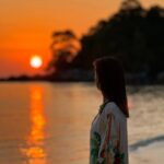 Mónica Jardim Instagram - O pôr-do-sol.... impossível ficar indiferente aos tons nobres quando o sol se prepara para repousar.... qual o vosso favorito? 1, 2, 3, 4, 5, 6 ou 7? 😍 #sunsetinthailand #GalaxyS24 Thailand