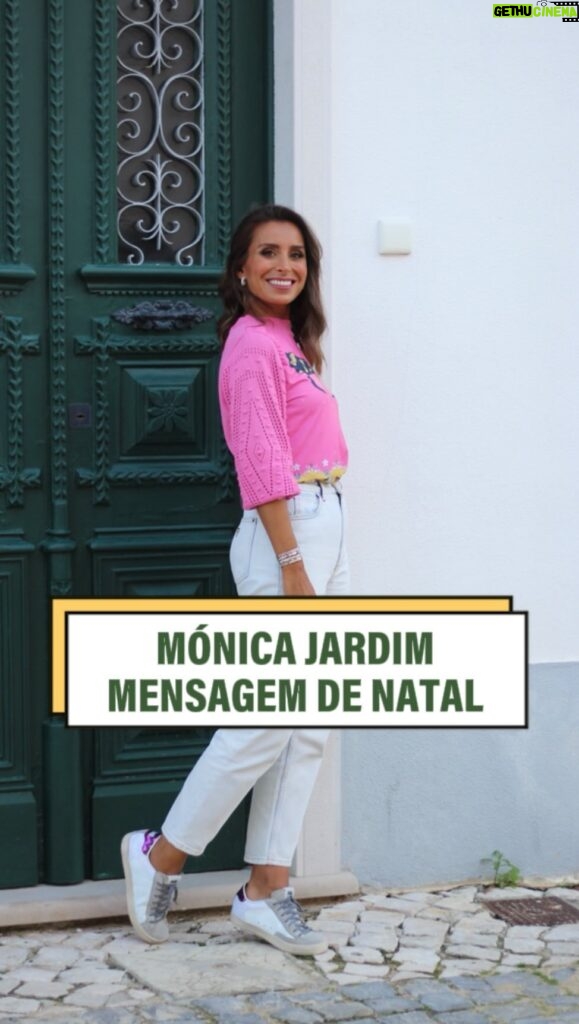 Mónica Jardim Instagram - A mensagem de Natal da nossa Mónica Jardim tem sempre um sabor especial 👀 Consegue adivinhar qual é? 🍫