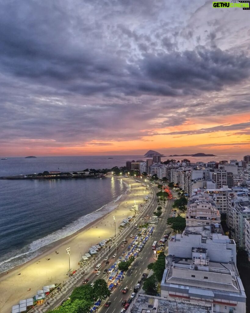 Mónica Jardim Instagram - E o Rio continua lindo 😍 #riodejaneiro 🇧🇷 Rio de Janeiro Brasil