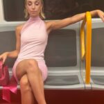 Mónica Mara Instagram - Mi ranking de las pelis de Barbie es el siguiente: 1. Barbie 💅🏼 2. Barbie la princesa y la costurera 3. Barbie y el lago de los cisnes 4. Barbie y las 12 bailarinas 5. Barbie rapunzel 6. Barbie y la magia del pegaso 7. Barbie Fairytopia 8. Barbie y el cascanueces (teneis razón)