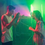 Mónica Mara Instagram - Echo de menos bailar y levantarme a las 6 de la mañana de mala ostia y que se me pase al ver la cara a esta gente cada día jo...Espero que hayais disfrutado de esta historia ❤️‍🩹