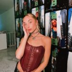 Mónica Mara Instagram - Gracias @spotify por impulsar a las mujeres en la inústria <3 escuchas os propongo una cosa: comentad una artista femenina que os guste y así podemos descrubir nuevas artistazas!