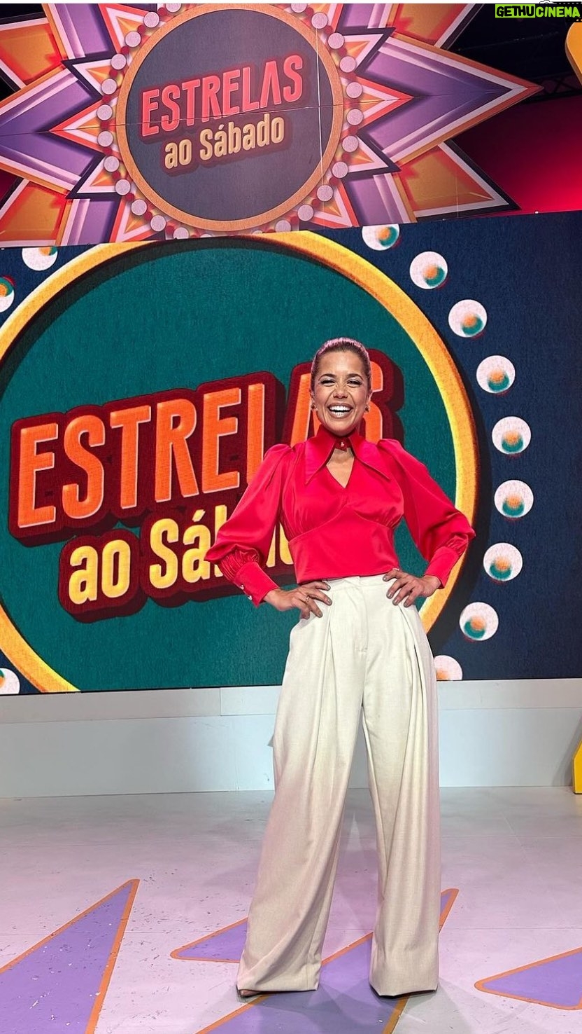 Mónica Sintra Instagram - A maior festa da música popular portuguesa volta já no fim de semana ⭐️ Estrelas ao Sábado na @rtppt com a @iamisabelsilva e o nosso júri @monicasintraoficial , @carlos_coincas e @antonio_sala_oficial #rtp #estrelasaosabado #isabelsilva
