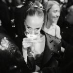 Müge Bayramoğlu Instagram – Netflix and cheers 📸 @esrarusann