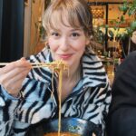 Müge Bayramoğlu Instagram – Dancing chopsticks