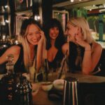 Müge Bayramoğlu Instagram – Charlotte Goldenbaltt, Samantha Jones, Carrie Bradshaw 🥂