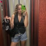 Müge Bayramoğlu Instagram – Yazı ve sarı saçlarımı özlediğim bi dump🌞