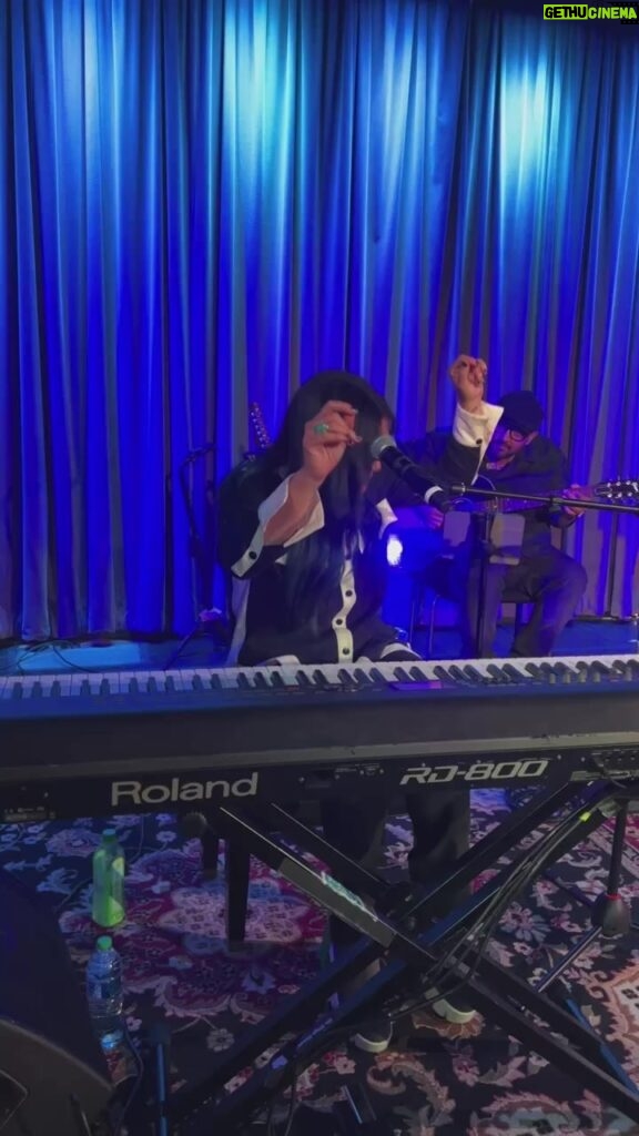 MILCK Instagram - Sneak peak of Rod and I rehearsing New single “What I Love About You” during soundcheck at @grammymuseum. Song is out 10/27! GRAMMY Museum