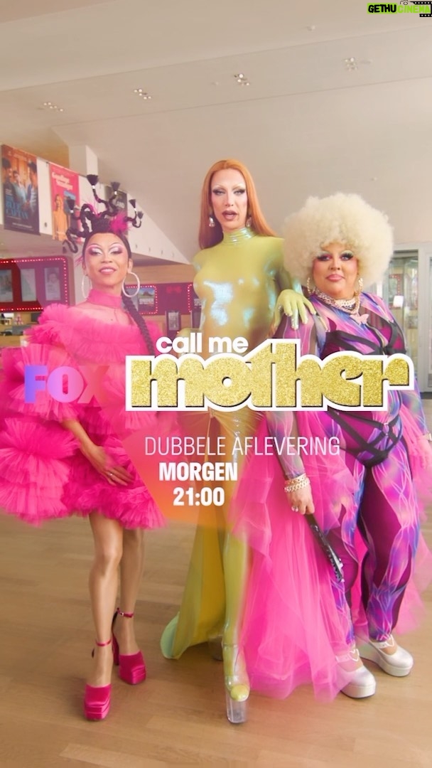 Ma'Ma Queen Instagram - Kijk vanaf morgen met ons mee naar Call me Mother op Fox. In dit Canadese programma vormen de dragmoeders: Barbada, Crystal en Peppermint ieder een draghouse om het tegen elkaar op te nemen. Dubbele afleveringen om 21:00 uur. We are watching Call me Mother on Fox tomorrow. In this Canadian show we follow the drag mothers: Barbada, Crystal and Peppermint while they form drag houses and compete agaist each other. Tune in for double episodes at 21:00 hr. #CallMeMotheropFOX #CMMopFOX #ad #queer #drag #dragqeens #dragartists