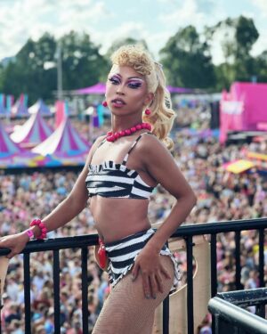 Ma'Ma Queen Instagram - Holographic Barbie Dream House 💋🍭

We had such a magical time at the Supertoy Stage. Thank you @milkshakefestival for the love and making us feel like a superstar.

#milkshakefestival #pride #fashion #Amsterdam #amsterdampride #dragroyalty #dragqueen #barbie #dreamhouse #lgbtqia #queer