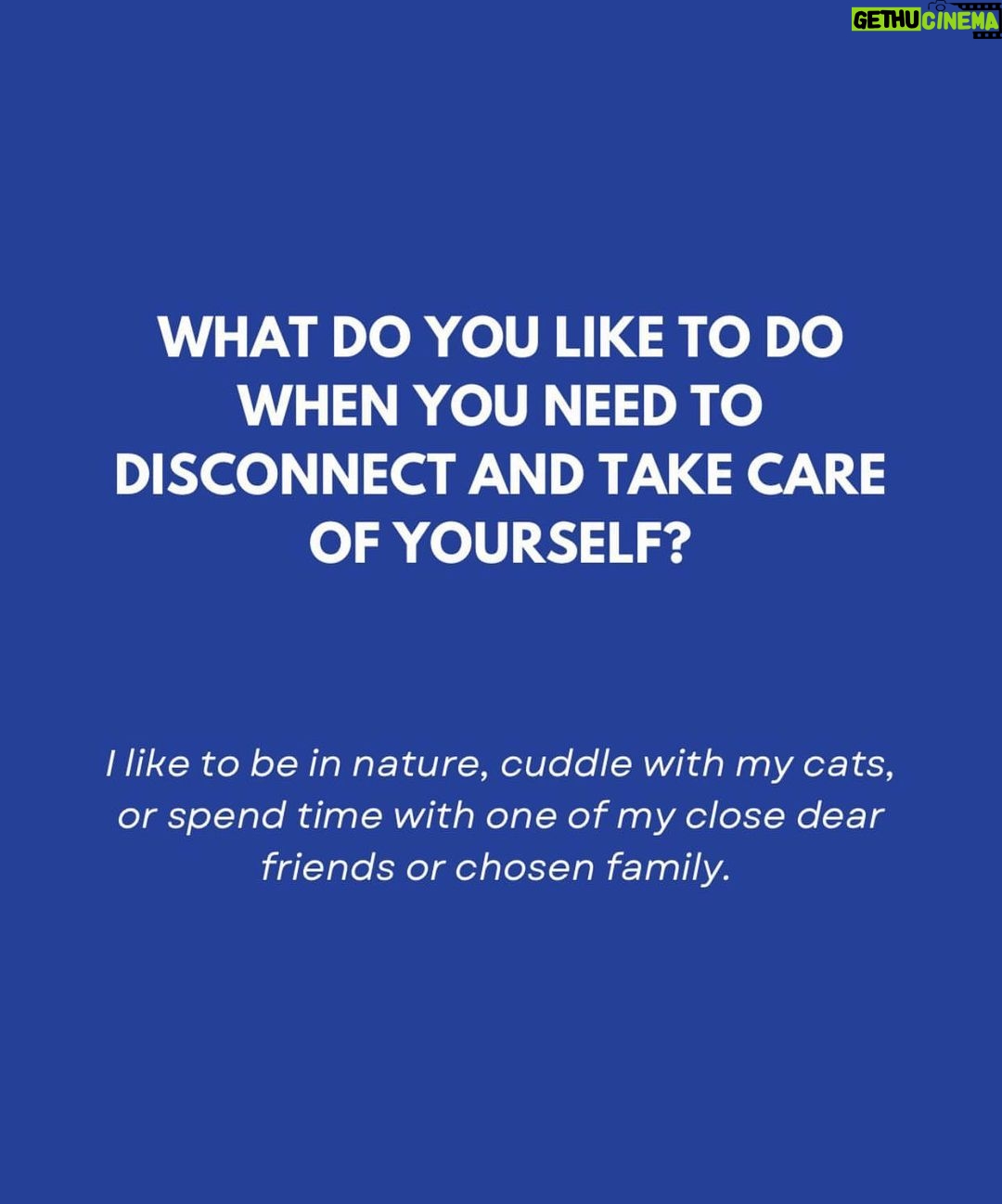 Ma'Ma Queen Instagram - 🌈HAPPY PRIDE MONTH 🌈 This pride, I got to sit down with @lautbaru about summer, self-care, finding peace in nature, my biggest inspiration of all time, and my favorite way to style my new Laut Baru Holster Bag! Head to @lautbaru ‘s story highlight to see the full interview and use my discount code “MAMAQUEEN” to get up to €50 OFF for your own LAUT BARU HOLSTER BAG! 🌈✨ #LautBaruMuseOfTheMonth #LautBaruPride #HappyPride