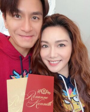 Ma Kwok-Ming Instagram - 祝大家 新年快樂……身體健康……1家人齊齊整整……謝謝大家嘅支持……謝謝……🥳🥳🥳🎉🎉🎉🎊🎊🎊