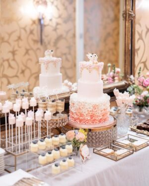 Ma Kwok-Ming Instagram - Had a wonderful celebration party with our beloved relatives in hk :)
Many thanks to all those who helped out with the party 🫶🏻

Planner ｜ @ambridesmate 
Photography｜ @samanthakongphotography 
MC｜ @emceebonnie @siusiubonbon 
Flower & decoration｜ @freeconcept_hk 
Candy corner｜ @cakecohk 
Perfume bar & wedding favour｜ @sovosperfumery 
Photo booth & printing service｜ @miniboothhk 

👰🏻‍♀️ 
Dress｜ @bridalistic_official 
🤵🏻
Suit｜ @modetuxedo @urbanbymode

Hair @jun_cy @bhc_peninsula 
Makeup @chloe0819