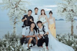 Ma Kwok-Ming Instagram - 謝謝 雙方 父母家人……😘😘😘
謝謝 攝影團隊……@alden_chenyin 😎😎😎
最後 工作多年……真的有很多 疼愛自己的朋友……未能全部請來……非常抱歉……希望未來日子有機會再請大家食飯……😝🤪😜