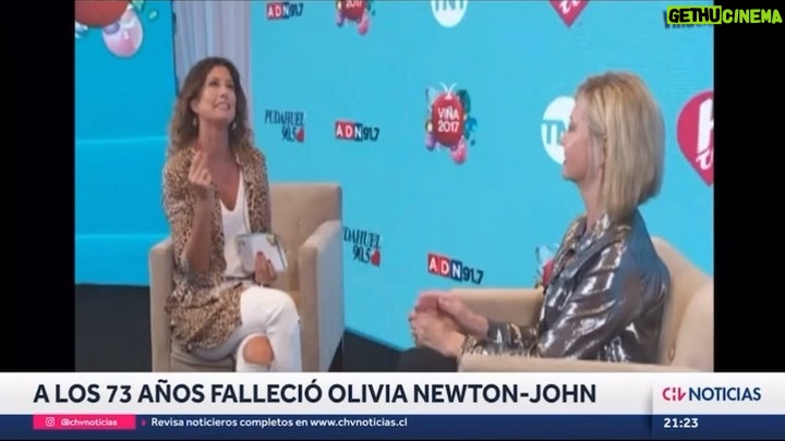 Macarena Pizarro - 1.6K Likes - Olivia ❤️ Febrero 2017, Festival de Viña. Sencilla, simpática y con tanto humor que incluso aceptó el juego de cantar con una desafinada y patuda periodista 🤦♀️