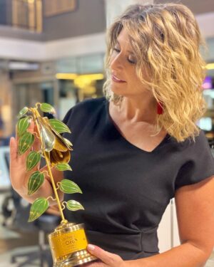 Macarena Pizarro Instagram - Gracias!!!!!! ❤️

 #copihuedeoro2021 
@lacuartacom 
@chvnoticias 
@cnnchile