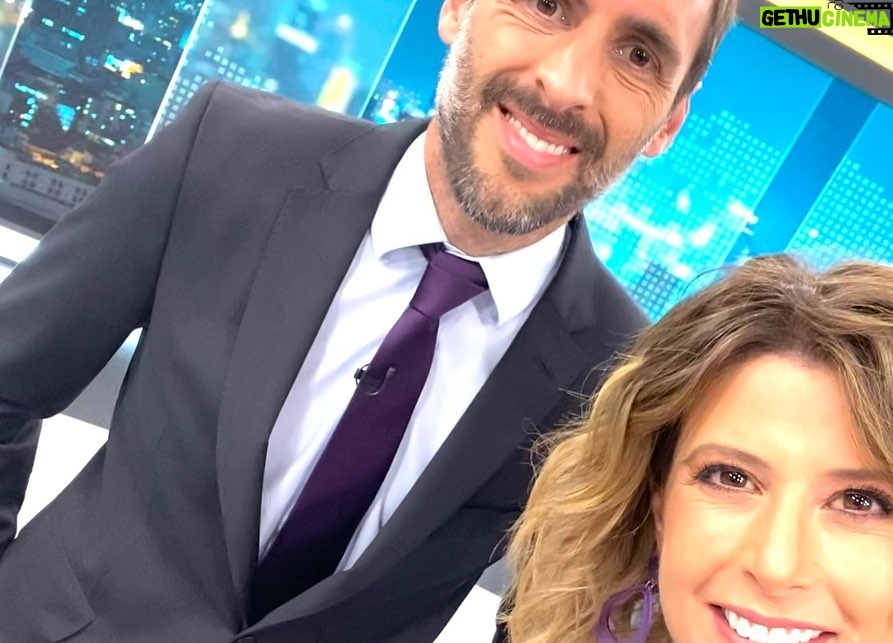 Macarena Pizarro - 2K Likes - Todo comenzó en el 2017 con el programa Aquí está Chile, luego vinieron cientos de coberturas especiales, estallido, pandemia, elecciones miles, debates y guerra… Gracias @cnnchile por todo lo aprendido y por las amistades ganadas!!! Nos seguiremos viendo en los pasillos de Machasa. @daniel_m_t @monicarincon2017 @burgos.matilde @viviencina @superkofy @boige_86 y tantos tantos más!!!!