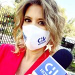 Macarena Pizarro Instagram - Muuuchas gracias por su tremenda sintonía en la cobertura de elecciones. Felicitaciones a todo el equipo de @chvnoticias y @cnnchile Fue una maratónica jornada que partió muy temprano junto a @mauroarave2.0 🎥 Y siguió toda la tarde con mi querido y tan seco @daniel_m_t Gracias por el compañerismo! Vamos por la segunda vuelta! 💪🏻