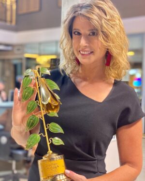 Macarena Pizarro Instagram - Gracias!!!!!! ❤️

 #copihuedeoro2021 
@lacuartacom 
@chvnoticias 
@cnnchile