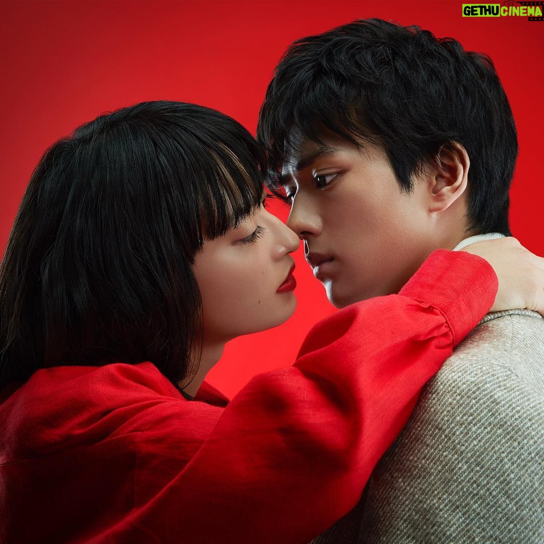 Mackenyu Instagram - 本日解禁。 1月スタート日曜ドラマ 「トドメの接吻(キス)」で 並樹尊氏役 を演じさせて頂くことになりました。 ぜひ、お楽しみに。 New tv series. Starting January. @todomenokiss_ntv