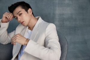 Mackenyu Instagram - Tiffany New collection "Tiffany Knot"

@tiffanyandco
#TiffanyPartner