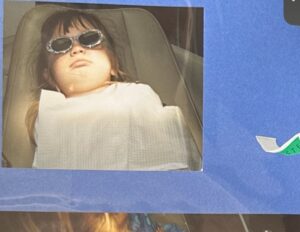 Mackenzie Ziegler Instagram - i cry just thinking about you. 
there’s no me without you. 
happy birthday moo i love you ♥️