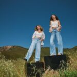 Mackenzie Ziegler Instagram - the new AE collection 💙 @americaneagle #aepartner #aejeans