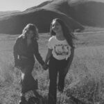 Mackenzie Ziegler Instagram - seeing double @americaneagle #aepartner #aejeans