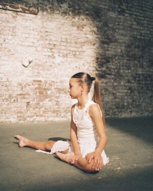 Mackenzie Ziegler Instagram - ty for all the love on anatomy, this song means so so much to me 🤍