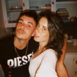 Madalena Aragão Instagram - 3 dos meus melhores amigos foram-se embora, cada um para sua casa nos seus países. O tempo foi cruel connosco, não foi? Passou demasiado rápido.. Não me deixou aproveitar cada milésima de segundo que passei convosco.. Voltem rápido! Venham visitar! A vida vai trazer-vos tantas coisas!! Estou ansiosa para vos ver a vingar e a crescer. Um obrigada não chega 💛 Minha Zuca, Vicky EN PLAN, e Oski bonito 🌸 Amo-vos a milhares de quilómetros de distância 🧡 Da vossa mais nova 🌼