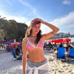 Madalena Aragão Instagram – pé na areia, caipirinha 🥥