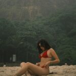 Madalena Aragão Instagram - Eu não moro no Rio, eu namoro o Rio 🌺