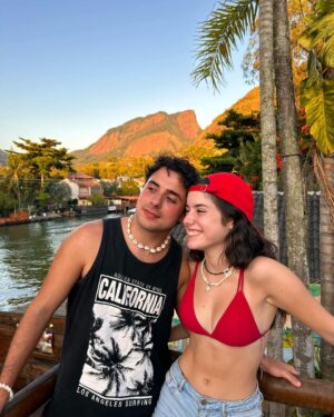 Madalena Aragão Instagram - ELE BATEU NO TEU IRMÃO OLÍVIA! 😇@goncalobraga00 
novo episódio amanhã 🍓