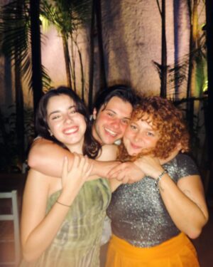 Madalena Aragão Instagram - Boa noite povo que a gente chegou 🇧🇷