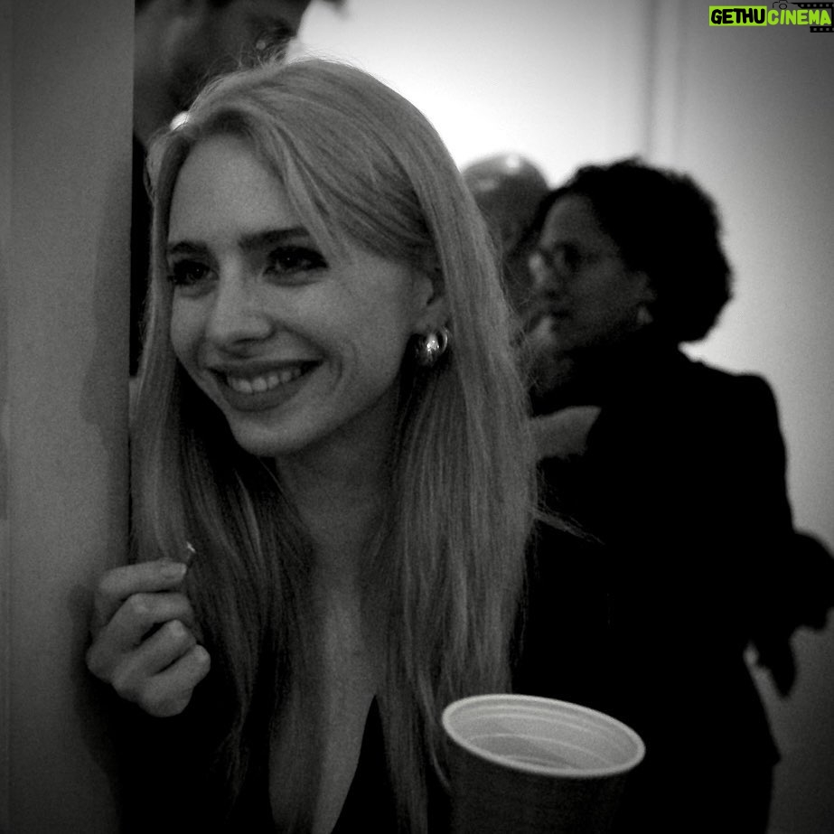 Maddie Phillips Instagram - identity signifiers feel limiting and futile and yet behold: an infp hugging the wall at a social event like a goddamn lifeline haha. whatever ~~~