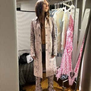 Maddie Ziegler Instagram - show of my dreams !! thank you endlessly to the team for having me 💖 @acnestudios @edouardschneider