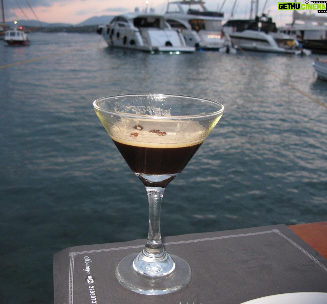 Madelyn Cline Instagram - I love when greece Nikki Beach Porto Heli